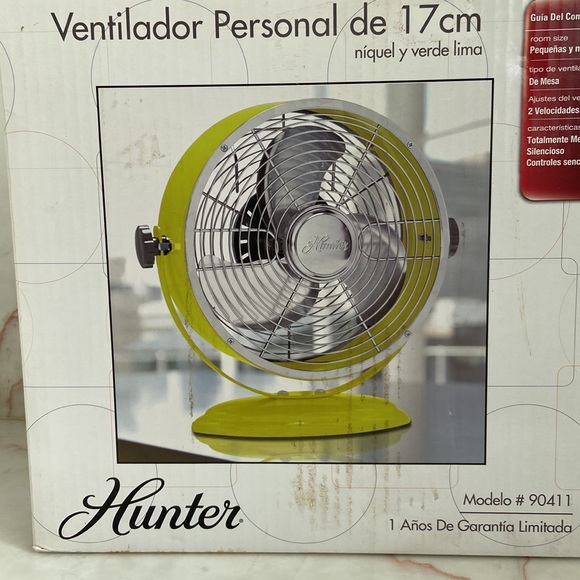 COPY - Hunter fan - Picture 2 of 4